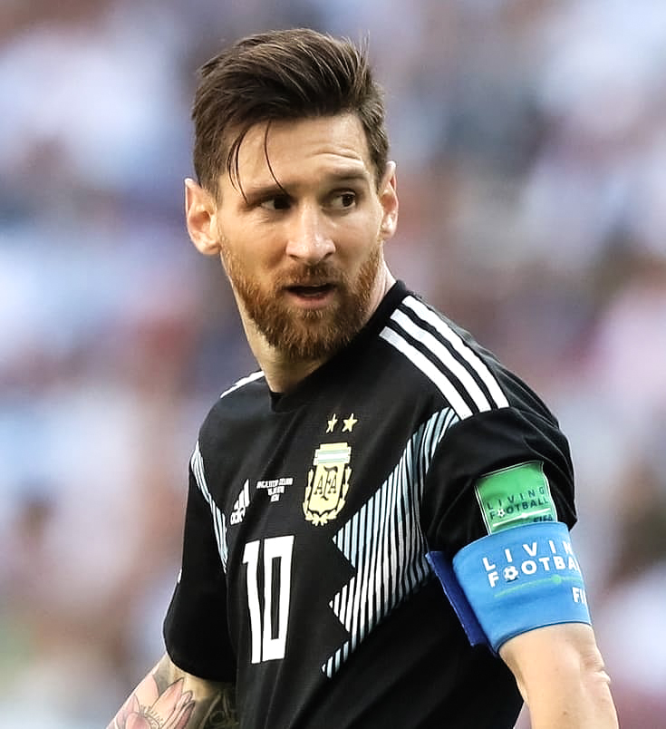 Lionel Messi Fans Are Concerned About His Calf Injury